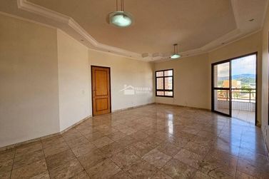 Apartamento &agrave; venda - 164m&sup2; - Centro