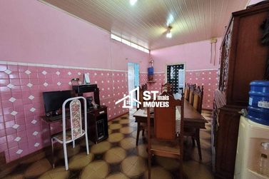 Casa &agrave; venda - 203m&sup2; - Centro