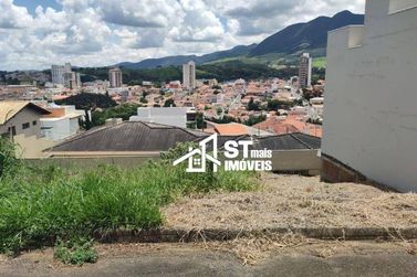 Terreno &agrave; venda - 300m&sup2; - Jardim It&aacute;lia