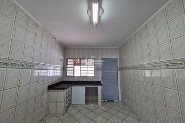 Casa &agrave; venda - 200m&sup2; - Jardim Rio Negro