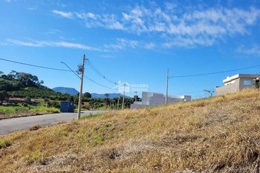 Terreno &agrave; venda - 200m&sup2; - Veredas da Serra