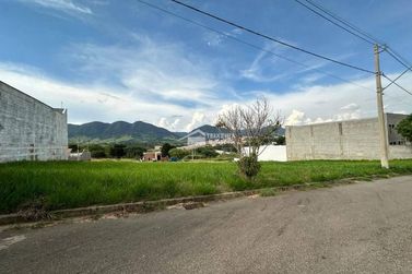 Terreno &agrave; venda - 300m&sup2; - Jardim Am&eacute;lia