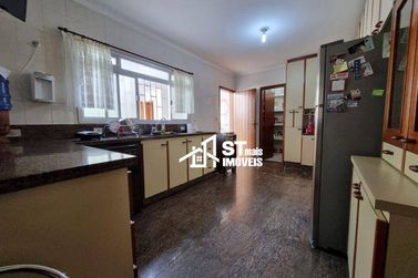 Casa &agrave; venda - 426m&sup2; - Centro