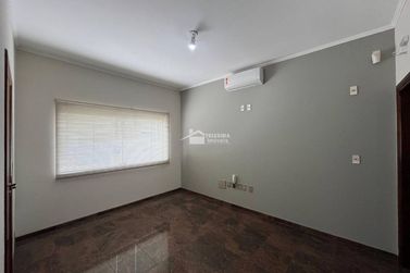 Sala Comercial &agrave; venda - 354m&sup2; - Centro