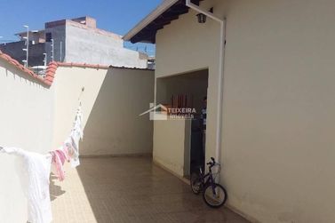 Casa &agrave; venda - 400m&sup2; - Jardim Ip&ecirc;