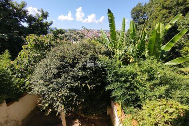 Sobrado &agrave; venda - 134m&sup2; - Centro