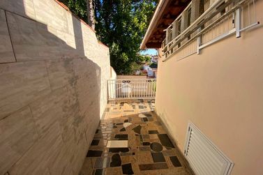 Casa &agrave; venda - 192m&sup2; - Jardim Panorama