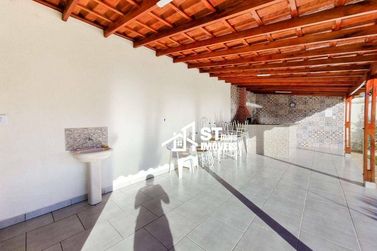 Ch&aacute;cara &agrave; venda - 500m&sup2; - Zona Rural