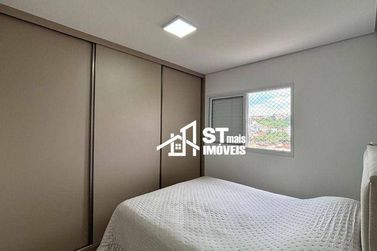 Apartamento &agrave; venda - 65m&sup2; - Centro