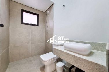 Casa &agrave; venda - 210m&sup2; - Jardim Mantiqueira 2