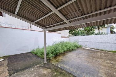 Casa &agrave; venda - 71m&sup2; - Centro