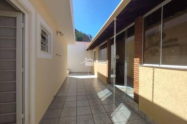 Casa &agrave; venda - 232m&sup2; - Jardim Bela Vista