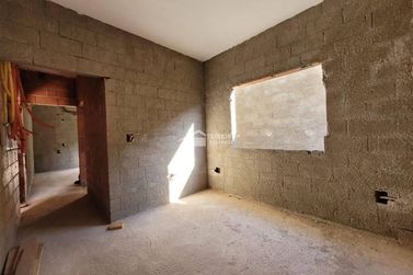 Casa &agrave; venda - 250m&sup2; - Jardim Lima