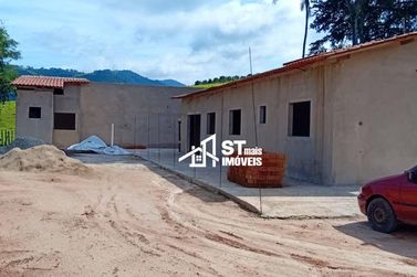 Ch&aacute;cara &agrave; venda - 950m&sup2; - Zona Rural