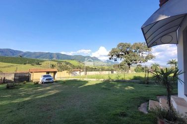 Ch&aacute;cara &agrave; venda - 50m&sup2; - Centro