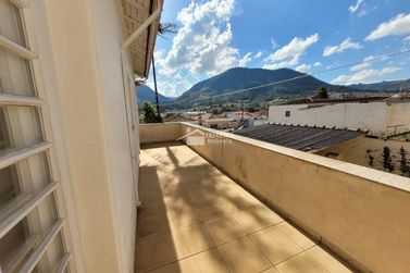 Casa &agrave; venda - 283m&sup2; - Centro