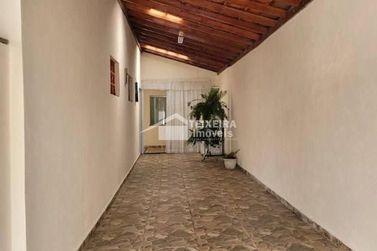Casa &agrave; venda - 340m&sup2; - Centro