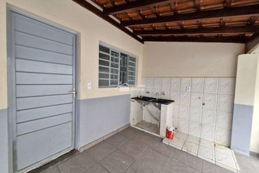 Casa &agrave; venda - 200m&sup2; - Jardim Rio Negro