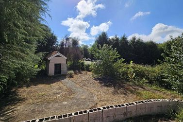 Ch&aacute;cara &agrave; venda - 90m&sup2; - Zona Rural