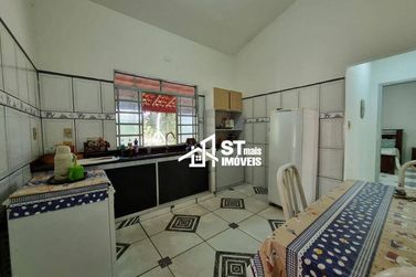 S&iacute;tio &agrave; venda - 2000m&sup2; - Zona Rural