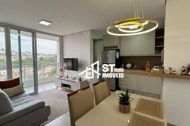 Apartamento &agrave; venda - 65m&sup2; - Centro