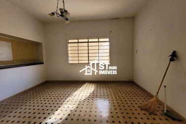 Casa &agrave; venda - 499m&sup2; - Centro
