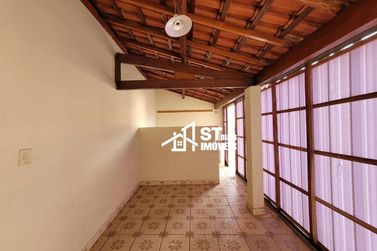 Casa para alugar - 272m&sup2; - Centro