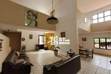 Casa &agrave; venda - 320m&sup2; - Vila Mosconi