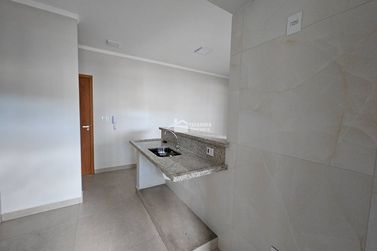Apartamento &agrave; venda - 79m&sup2; - Centro