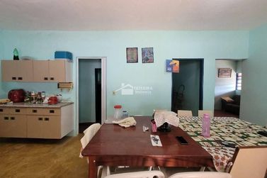 S&iacute;tio &agrave; venda - 200m&sup2; - Zona Rural