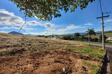 Terreno &agrave; venda - 850m&sup2; - Condom&iacute;nio Recanto Verde