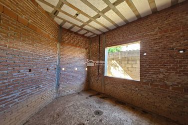 Casa &agrave; venda - 100m&sup2; - Jardim Brasil