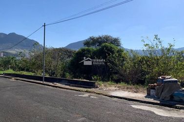 Terreno &agrave; venda - 1500m&sup2; - Vila Mosconi