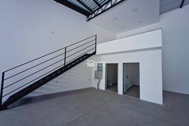 Sal&atilde;o Comercial para alugar - 235m&sup2; - Jardim Mirante