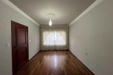 Casa para alugar - 130m&sup2; - Jardim Am&eacute;rica