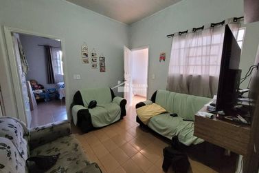 Casa &agrave; venda - 92m&sup2; - Centro
