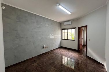 Sala Comercial &agrave; venda - 354m&sup2; - Centro