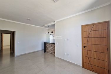 Casa &agrave; venda - 70m&sup2; - Jardim Heloisa