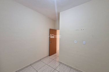 Casa para alugar - 100m&sup2; - Jardim Rio Negro