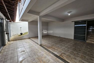 Casa &agrave; venda - 197m&sup2; - Jardim Mirante