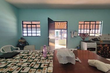 S&iacute;tio &agrave; venda - 200m&sup2; - Zona Rural
