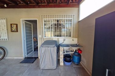 Casa &agrave; venda - 104m&sup2; - Portal do Sol