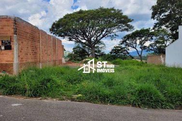 Terreno &agrave; venda - 258m&sup2; - David de Paula