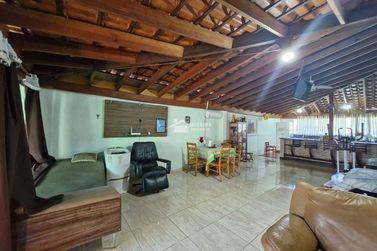 Casa &agrave; venda - 95m&sup2; - Dos Garibaldi