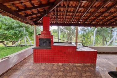 S&iacute;tio &agrave; venda - 180m&sup2; - Zona Rural