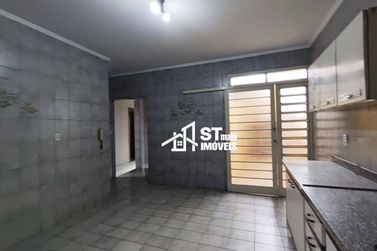 Sobrado &agrave; venda - 235m&sup2; - Centro