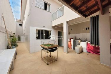 Sobrado &agrave; venda - 166m&sup2; - Jardim Rio Branco