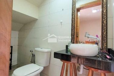 S&iacute;tio &agrave; venda - 600m&sup2; - Zona Rural