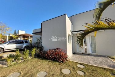 Casa &agrave; venda - 300m&sup2; - Condom&iacute;nio Mantiqueira