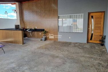 Casa &agrave; venda - 180m&sup2; - Jardim Brasil